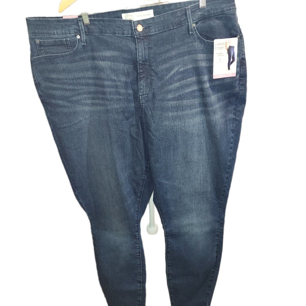 Signature Levi Strauss High Rise Super Skinny Jeans Women's Size 26M NWT - Picture 2 of 6